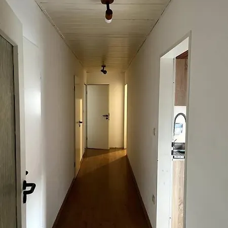 Zwei-schlafzimmer-apartment Appartamento *